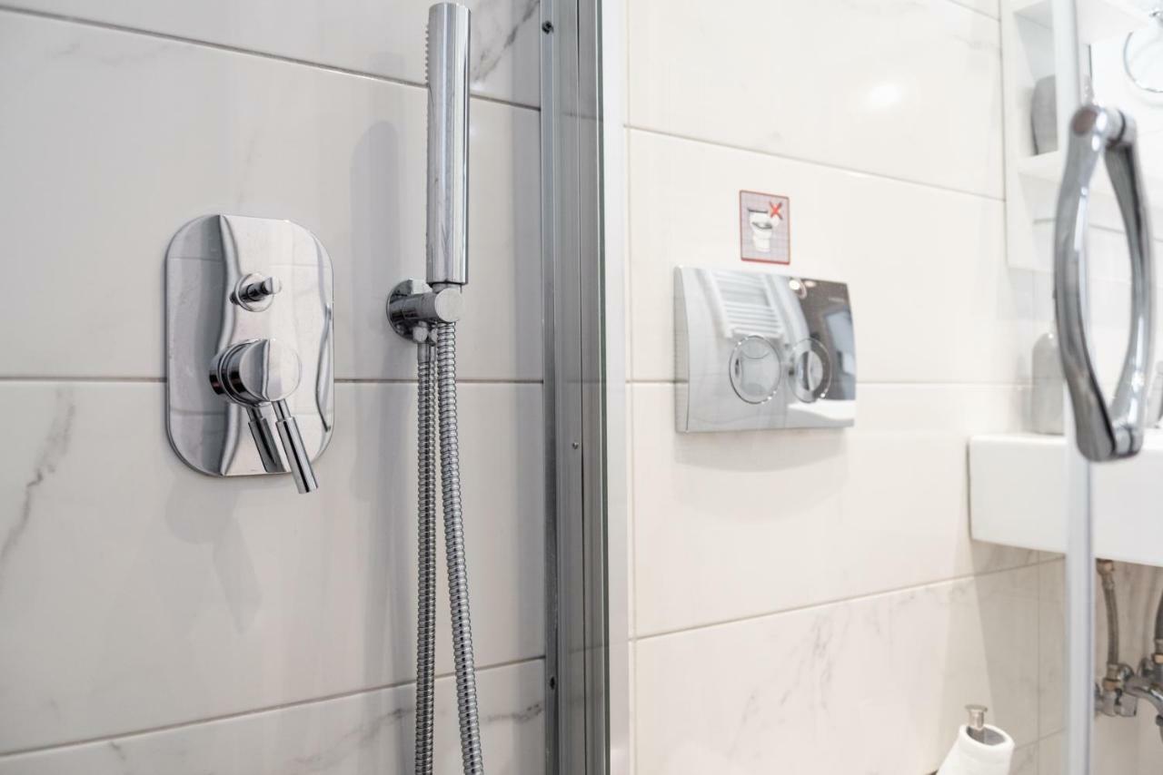 Fix Divine Apartment Atena Exterior foto